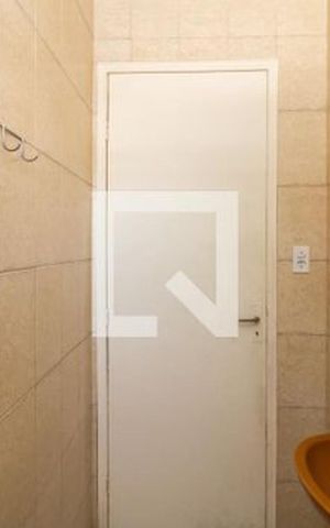 Casa à venda com 220m², 4 quartos e 3 vagas Casa à venda com 220m², 4 quartos e 3 vagasBanheiro - Casa 1