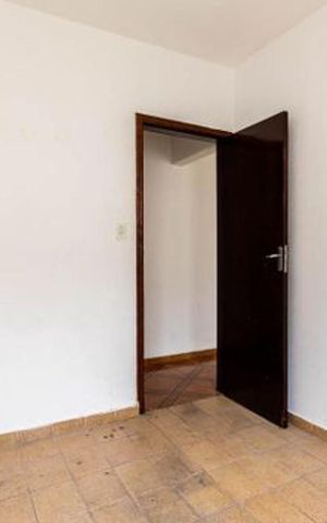Casa à venda com 220m², 4 quartos e 3 vagas Casa à venda com 220m², 4 quartos e 3 vagasQuarto - casa 2