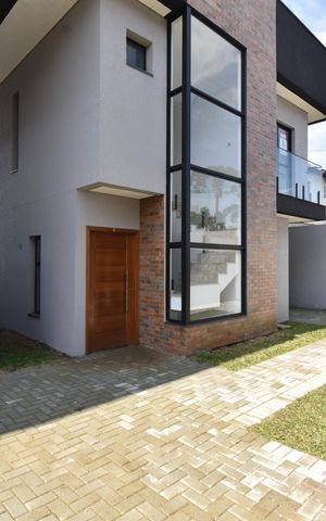 Casa de condomínio à venda com 109m², 3 quartos e 2 vagasÁrea externa