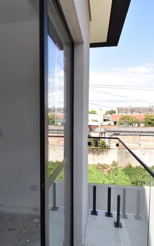 Casa de condomínio à venda com 109m², 3 quartos e 2 vagasSacada do Quarto 3