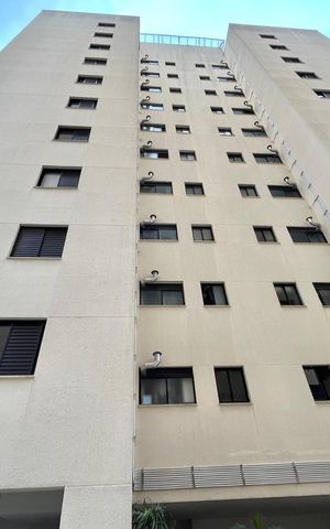 Apartamento para alugar com 85m², 3 quartos e 2 vagas Apartamento para alugar com 85m², 3 quartos e 2 vagasFachada do bloco