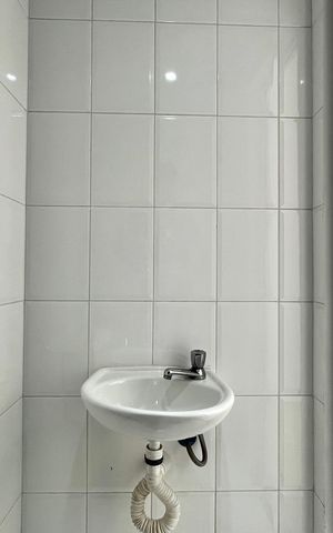 Apartamento para alugar com 85m², 3 quartos e 2 vagas Apartamento para alugar com 85m², 3 quartos e 2 vagasBanheiro de serviço