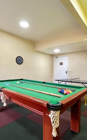 Apartamento para alugar com 85m², 3 quartos e 2 vagas Apartamento para alugar com 85m², 3 quartos e 2 vagasÁrea comum - Salão de Jogos