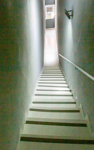 Casa para alugar com 45m², 2 quartos e sem vagaEscada