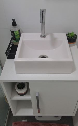 Apartamento à venda com 105m², 2 quartos e 1 vaga Apartamento à venda com 105m², 2 quartos e 1 vagaBanheiro Social