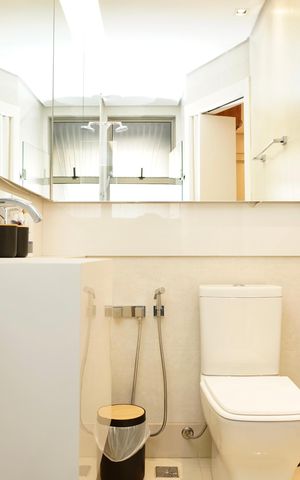 Apartamento à venda com 100m², 3 quartos e 2 vagasSuíte 1 - Banheiro 