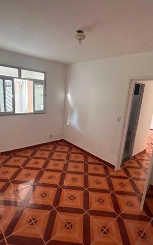 Casa para alugar com 105m², 1 quarto e 2 vagasSala
