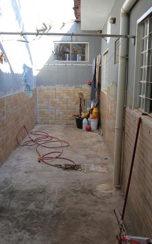 Casa à venda com 340m², 4 quartos e 5 vagas Casa à venda com 340m², 4 quartos e 5 vagasÁrea comum