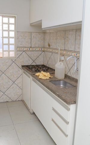 Casa à venda com 340m², 4 quartos e 5 vagas Casa à venda com 340m², 4 quartos e 5 vagasEdícula