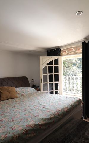 Casa à venda com 213m², 4 quartos e 1 vagaSuíte 2