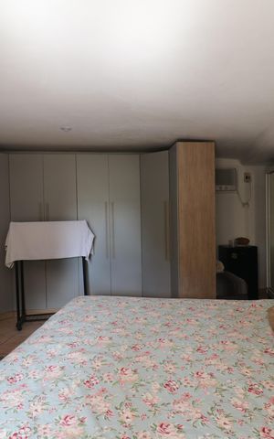 Casa à venda com 213m², 4 quartos e 1 vagaSuíte 2