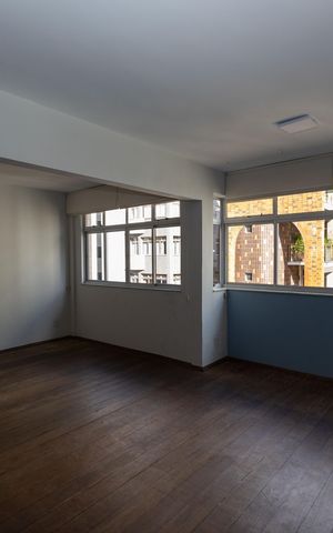 Apartamento à venda com 120m², 3 quartos e 2 vagas Apartamento à venda com 120m², 3 quartos e 2 vagasSala 1