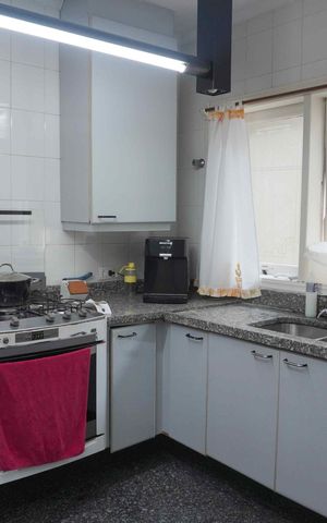 Casa de condomínio à venda com 420m², 5 quartos e 3 vagas Casa de condomínio à venda com 420m², 5 quartos e 3 vagasCozinha