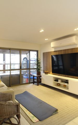 Apartamento para alugar com 245m², 4 quartos e 2 vagasSala
