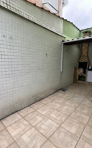 Casa para alugar com 83m², 2 quartos e 1 vaga Casa para alugar com 83m², 2 quartos e 1 vagaGaragem