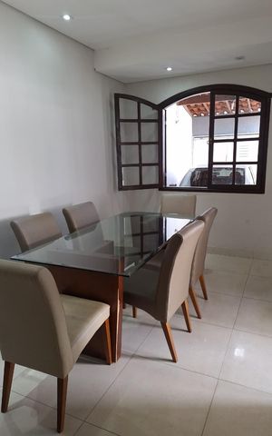 Casa à venda com 200m², 3 quartos e 1 vaga Casa à venda com 200m², 3 quartos e 1 vagaSala de Jantar