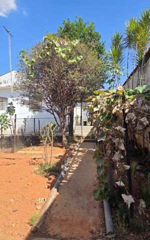 Casa à venda com 96m², 3 quartos e 1 vaga