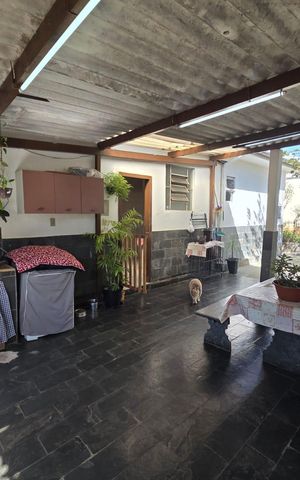 Casa à venda com 96m², 3 quartos e 1 vaga