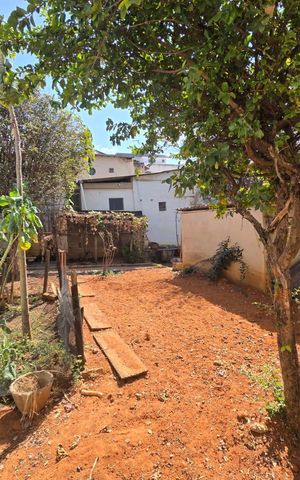 Casa à venda com 96m², 3 quartos e 1 vaga
