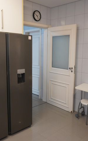 Casa de condomínio à venda com 450m², 4 quartos e 4 vagasCozinha