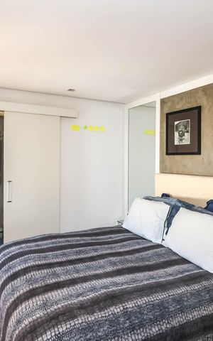 Apartamento à venda com 210m², 4 quartos e 3 vagasQuarto 2 - Suíte