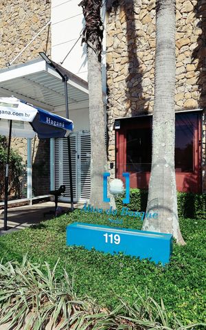 Apartamento à venda com 210m², 4 quartos e 3 vagasFachada