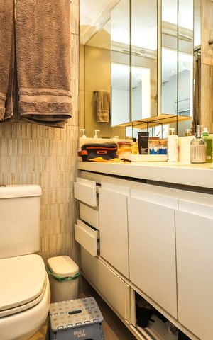 Apartamento à venda com 210m², 4 quartos e 3 vagasQuarto 2 - Suíte