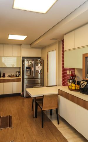 Apartamento à venda com 210m², 4 quartos e 3 vagasCozinha
