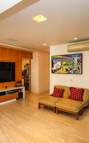 Apartamento à venda com 210m², 4 quartos e 3 vagasSala