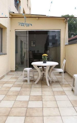 Apartamento à venda com 131m², 4 quartos e 1 vaga Apartamento à venda com 131m², 4 quartos e 1 vagaÁrea externa