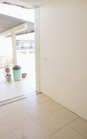 Casa à venda com 241m², 3 quartos e 1 vagaVaranda