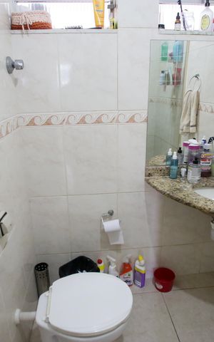 Casa à venda com 241m², 3 quartos e 1 vagaBanheiro Social