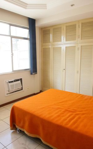 Casa à venda com 241m², 3 quartos e 1 vagaQuarto Suíte