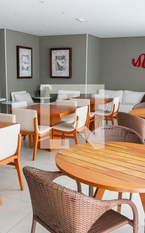 Apartamento para alugar com 59m², 2 quartos e 1 vaga Apartamento para alugar com 59m², 2 quartos e 1 vagaÁrea comum - Salão de festas