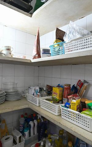 Casa à venda com 317m², 4 quartos e 5 vagasDespensa