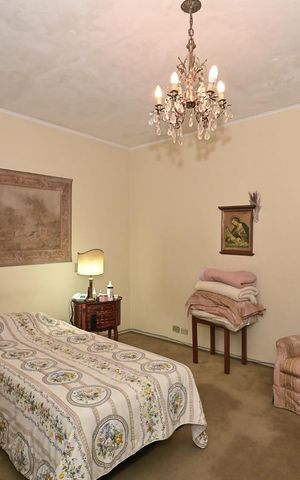 Casa à venda com 317m², 4 quartos e 5 vagasSuíte 1
