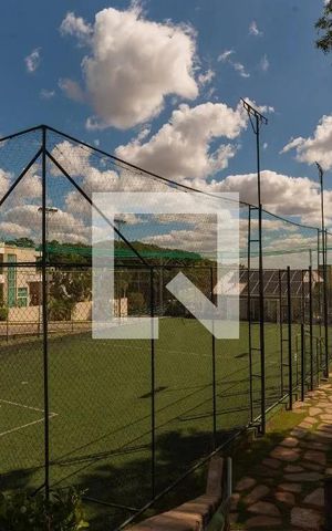 Casa de condomínio à venda com 242m², 3 quartos e 4 vagas Casa de condomínio à venda com 242m², 3 quartos e 4 vagasQuadra Esportiva