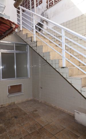 Apartamento para alugar com 120m², 2 quartos e sem vagaVaranda