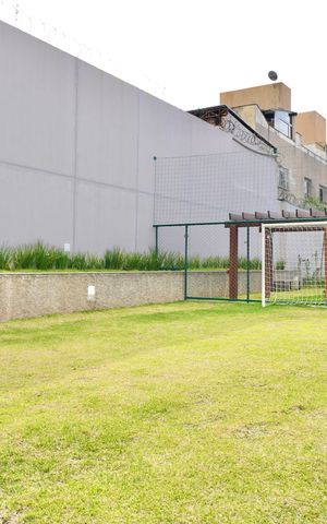 Apartamento à venda com 62m², 3 quartos e 2 vagas Apartamento à venda com 62m², 3 quartos e 2 vagasÁrea comum - Campo Esportivo