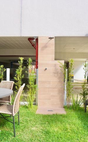 Apartamento à venda com 62m², 3 quartos e 2 vagas Apartamento à venda com 62m², 3 quartos e 2 vagasÁrea comum - Piscina
