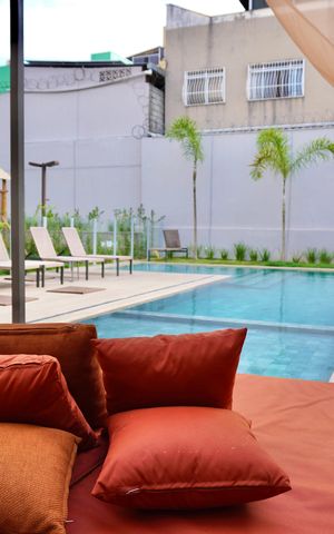 Apartamento à venda com 62m², 3 quartos e 2 vagas Apartamento à venda com 62m², 3 quartos e 2 vagasÁrea comum - Piscina