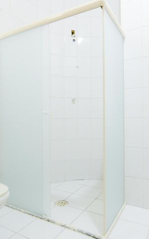 Casa para alugar com 250m², 4 quartos e 4 vagasBanheiro do Quarto 1