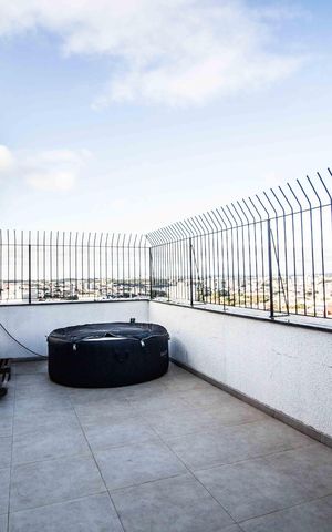Apartamento para alugar com 298m², 3 quartos e 1 vaga Apartamento para alugar com 298m², 3 quartos e 1 vagaÁrea comum