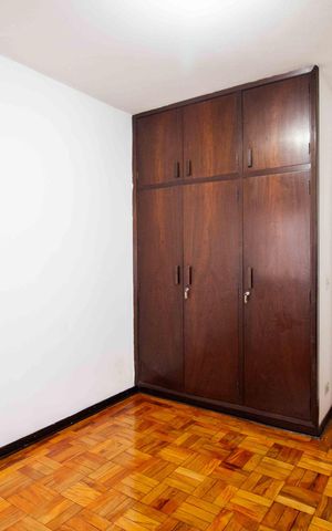 Apartamento para alugar com 298m², 3 quartos e 1 vaga Apartamento para alugar com 298m², 3 quartos e 1 vagaQuarto 2