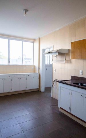 Apartamento para alugar com 298m², 3 quartos e 1 vaga Apartamento para alugar com 298m², 3 quartos e 1 vagaCozinha