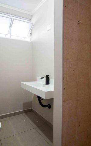 Apartamento para alugar com 298m², 3 quartos e 1 vaga Apartamento para alugar com 298m², 3 quartos e 1 vagaBanheiro