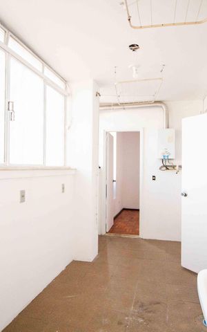 Apartamento para alugar com 298m², 3 quartos e 1 vaga Apartamento para alugar com 298m², 3 quartos e 1 vagaÁrea de Serviço