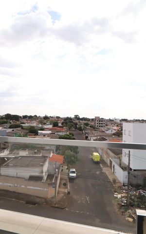 Apartamento para alugar com 80m², 2 quartos e 2 vagasSacada