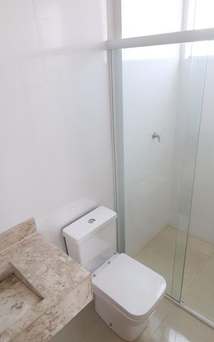 Apartamento para alugar com 80m², 2 quartos e 2 vagasBanheiro do Quarto 1