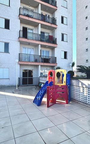 Apartamento para alugar com 49m², 2 quartos e 1 vaga Apartamento para alugar com 49m², 2 quartos e 1 vagaÁrea comum - Playground